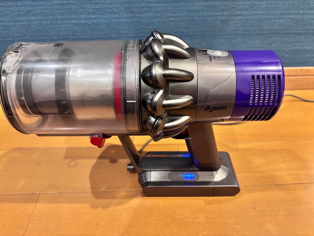 Dyson コードレスクリーナー V10 SV12 本体 パワーブラシ他 動作品