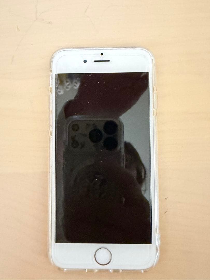 iPhone 6 シルバー 本体 クリアケース付き