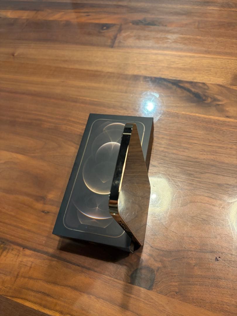 Apple iPhone 12 Promax シルバー 本体