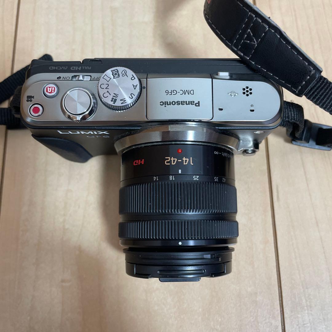 ルミックスLUMIX DMC-GF6ミラーレス　一眼カメラ 画面　ジャンク