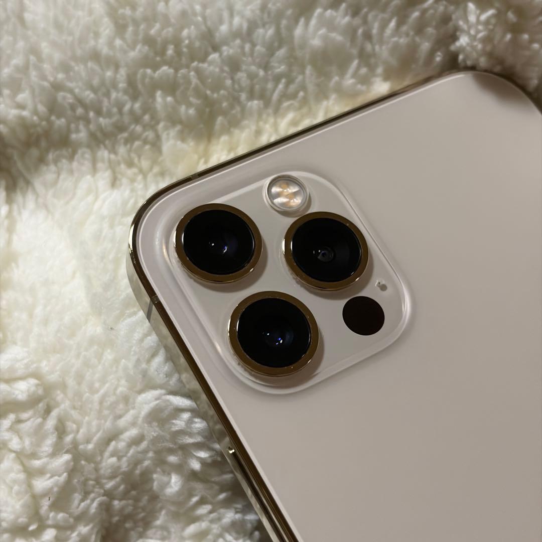 Apple iPhone 12 Pro 128GB SIMフリー 美品