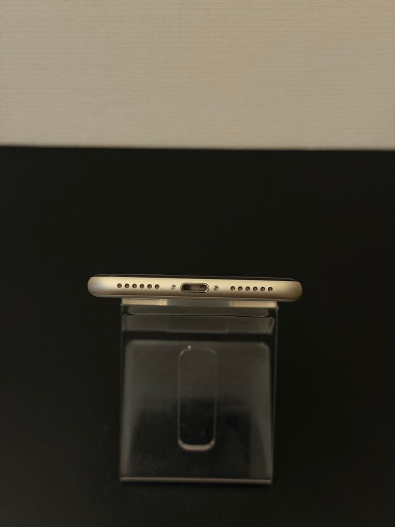 極美品 256GB Apple iPhone SE3 第三世代 日本版
