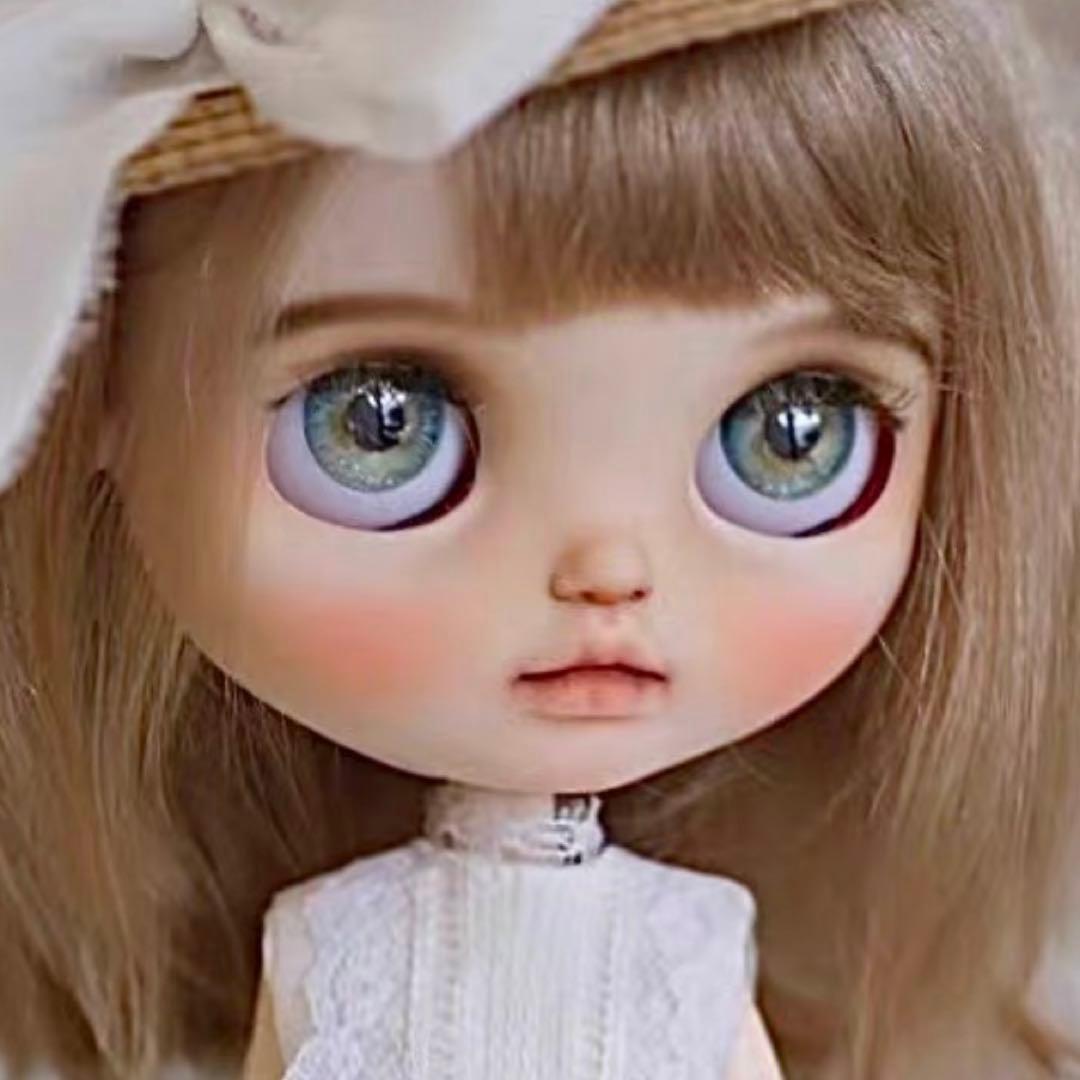 カスタムブライス 海外作家様 人気 ナチュラルメイク 美人 かわいい 人形