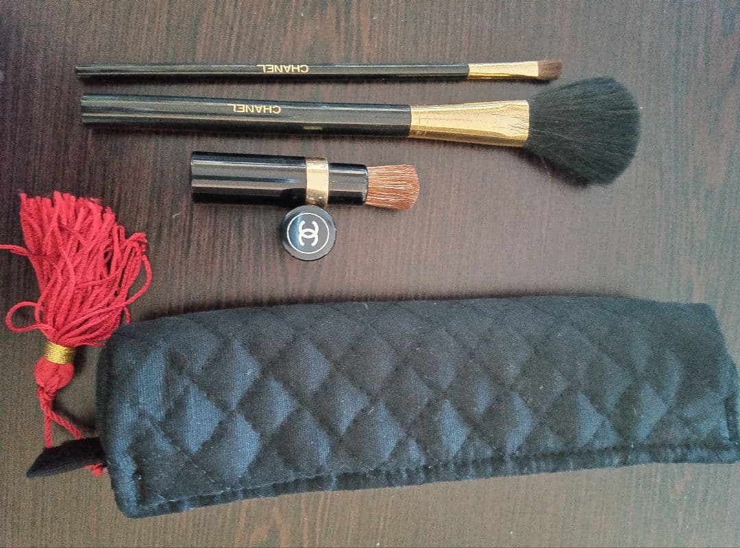 CHANEL メイクブラシセット ポーチ付き