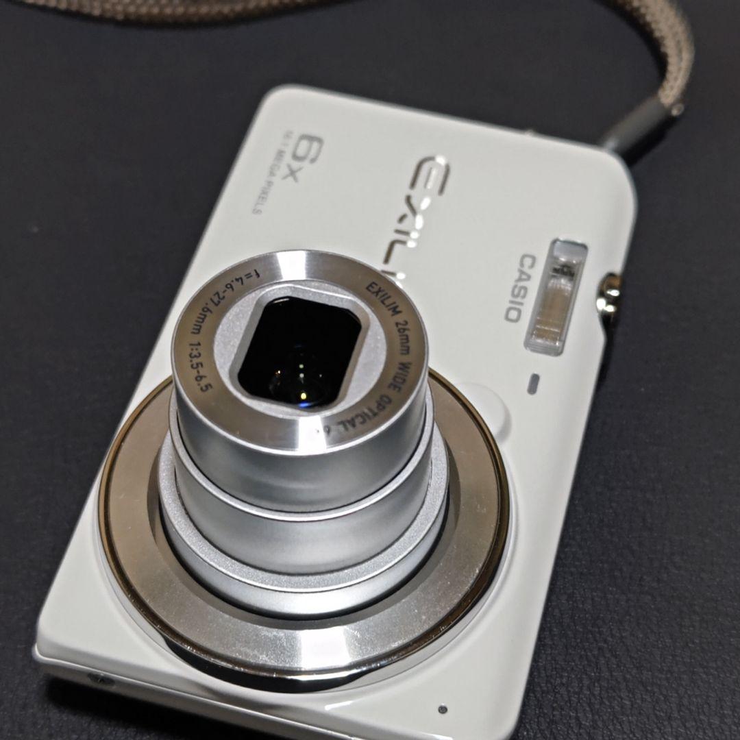 デジタルカメラ CASIO EXILIM 16.1MP EX-Z31
