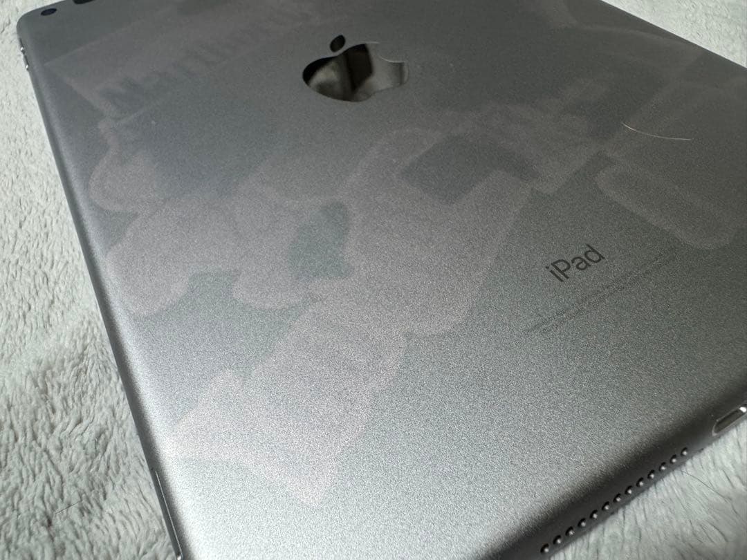Apple iPad 第6世代 本体