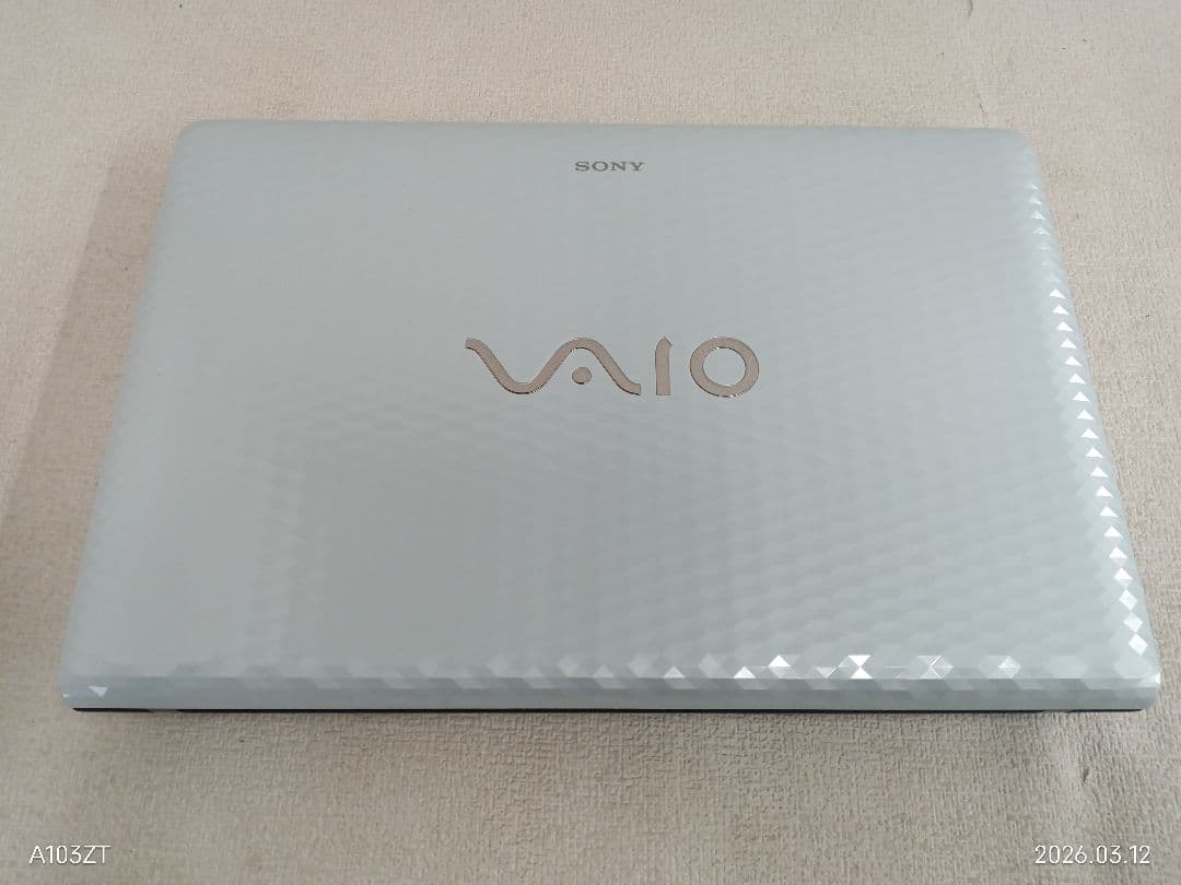 ︙SONY PCG-71C11N 8GB ストレージ無