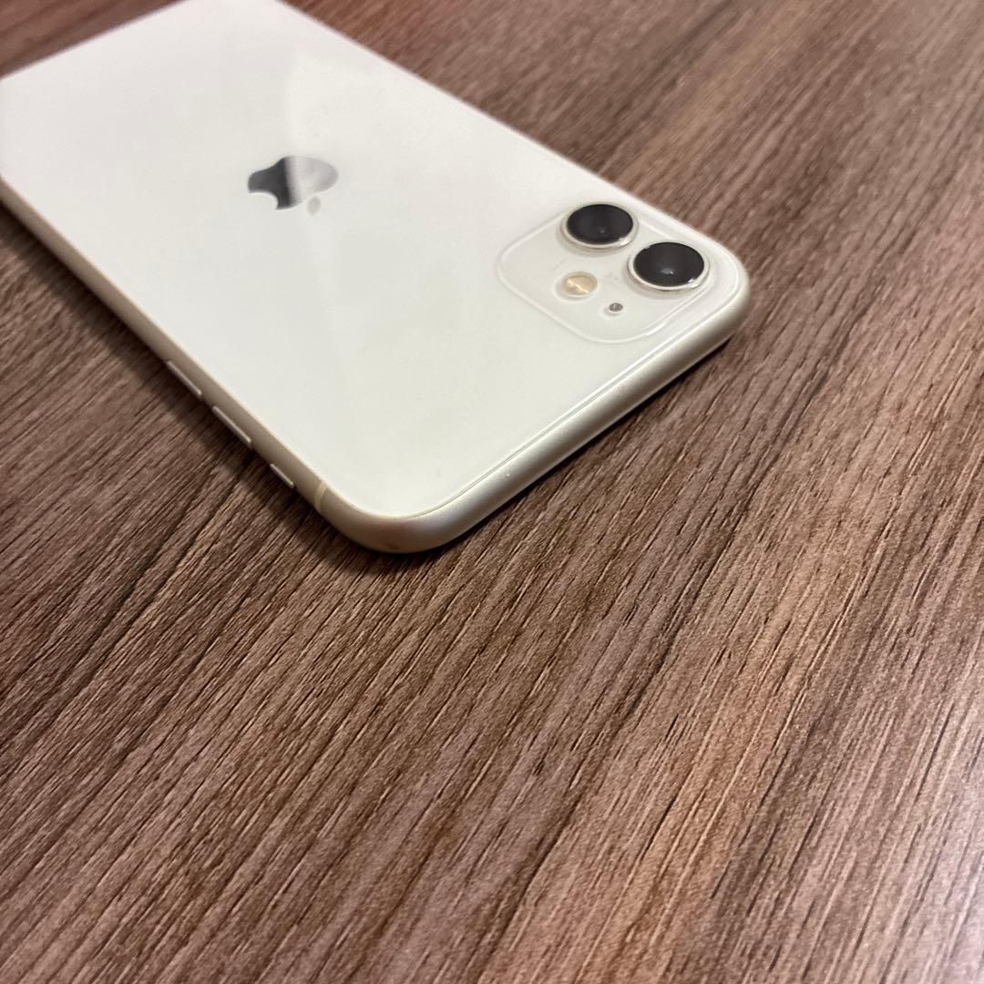 iPhone 11 64GB SIMフリー バッテリー100 %