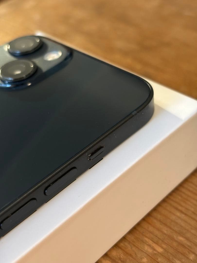 【値下げ可】美品　iPhone 13 ミッドナイト128GB 本体