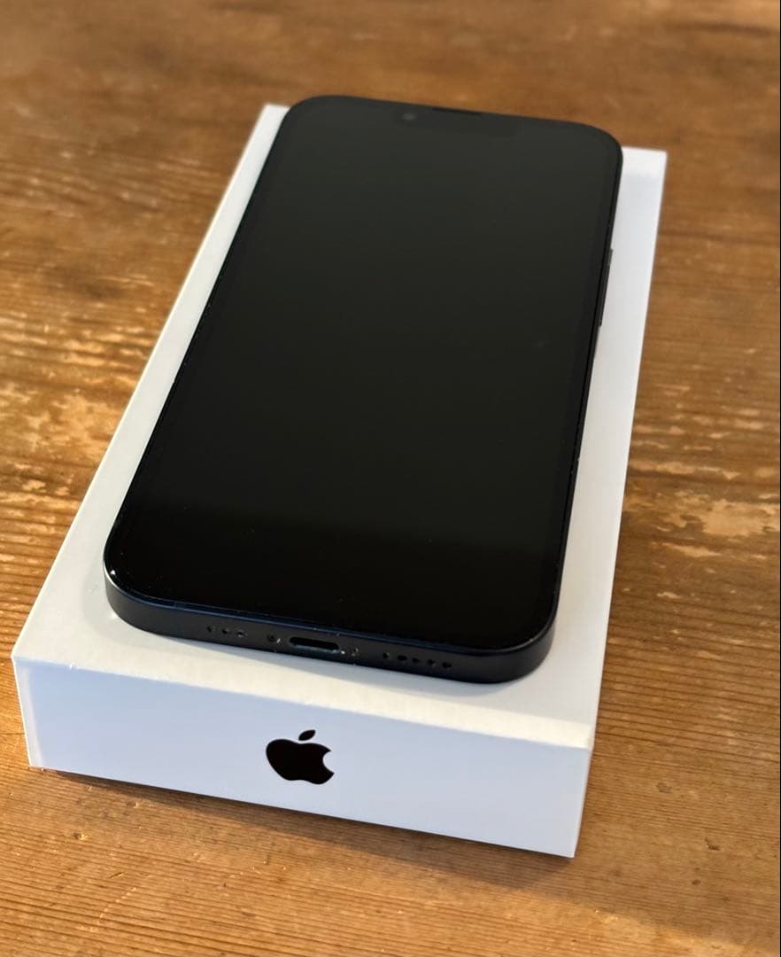 【値下げ可】美品　iPhone 13 ミッドナイト128GB 本体
