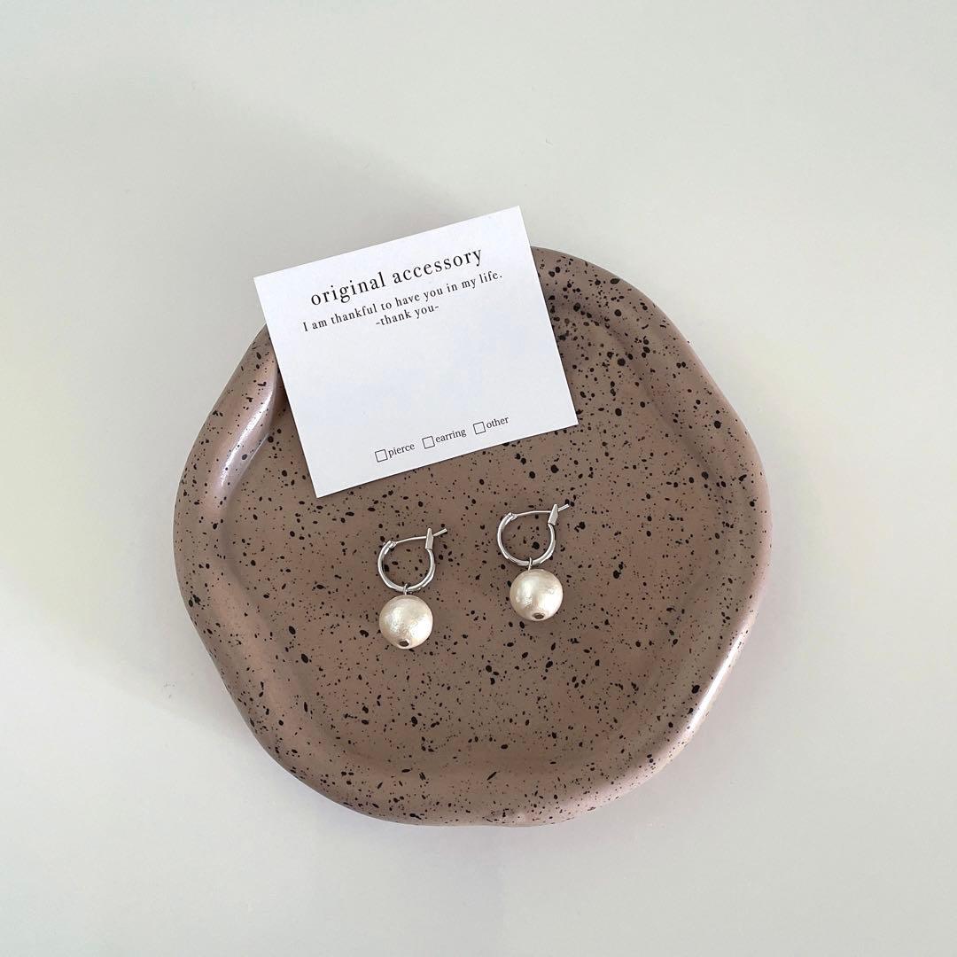 ⑬シルバー×パールピアス　サージカルステンレス