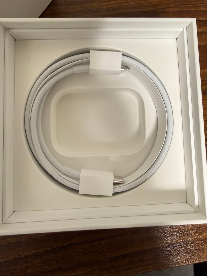 O*】様 AirPods Pro 第2世代 （lightningタイプ）