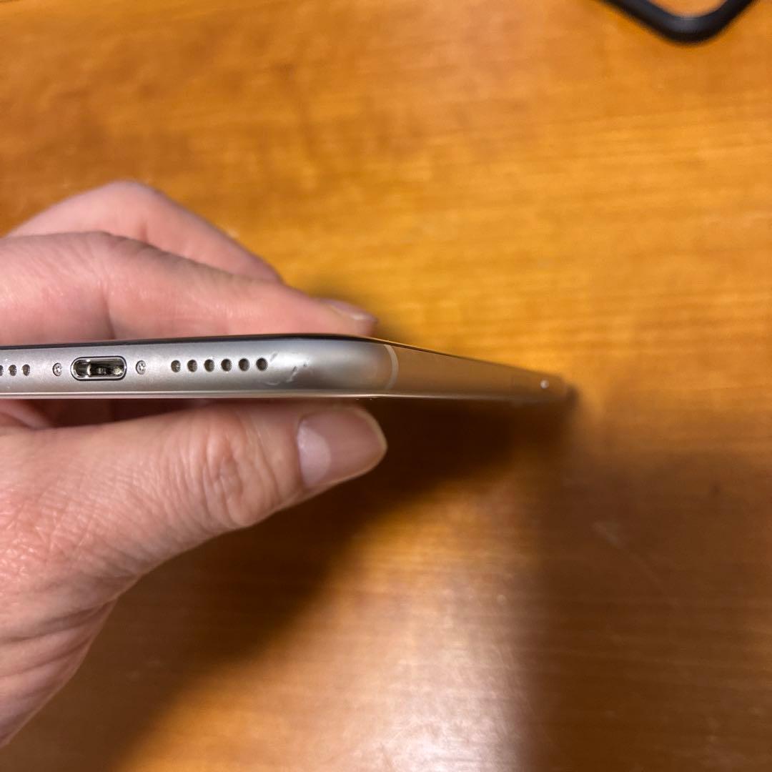 iPhoneＳＥ3世代　64GB