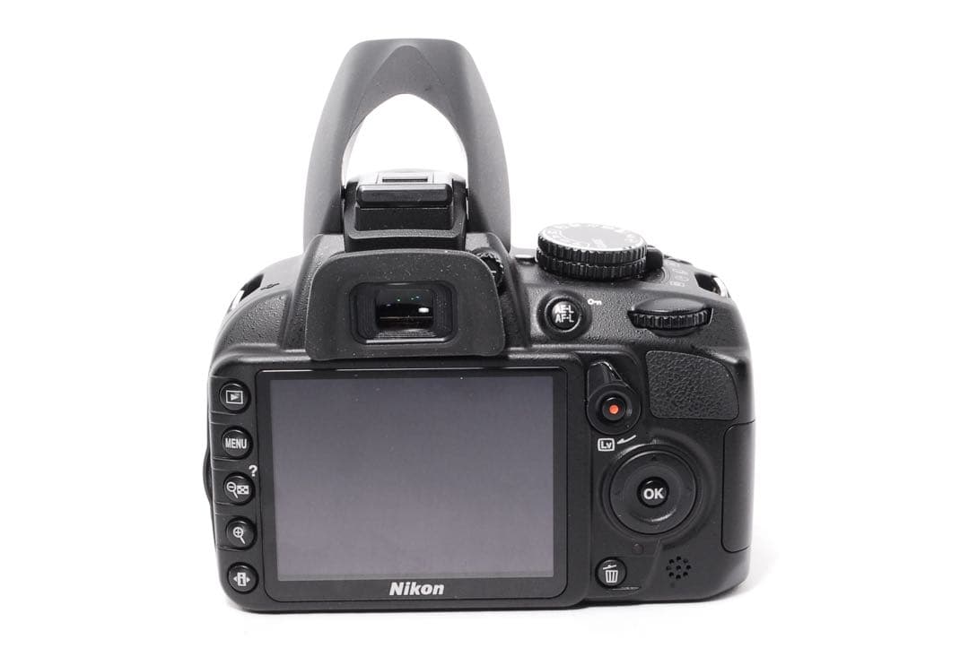 ◆Nikon D3100◆ショット数僅か◆すぐ使える◆一眼レフカメラ◆スマホ転送