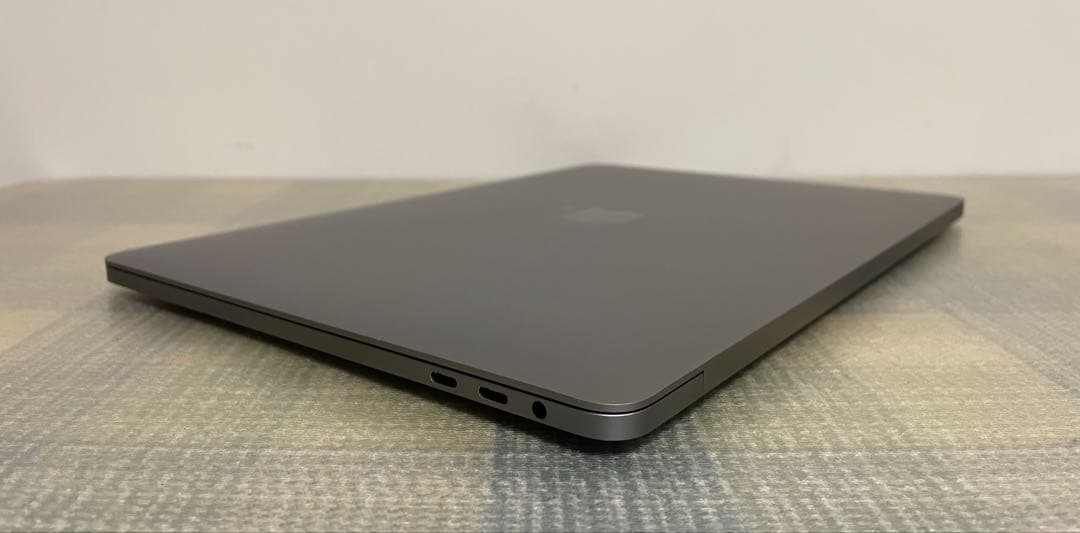 c*o様 美品 MacBook Pro 2K i7/16GB/512GB バッテ