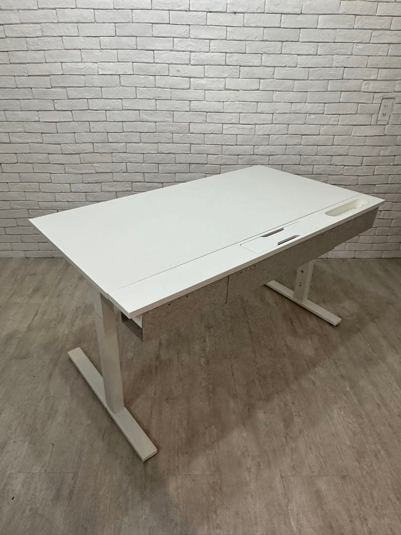 ①東京23区配送無料】ikea PC 事務所　デスク ゲーム　机　書斎　オフィス