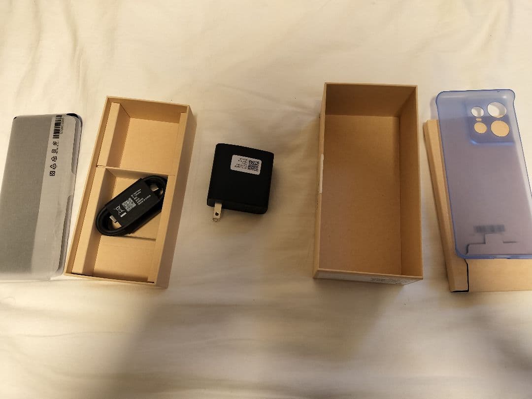 【箱開封のみ】motorola edge 50 pro 12GB 256GB
