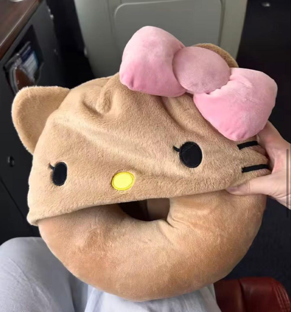 新品未使用大人気キティちゃんネックピローハローキティ ワンホンスナ系キティ