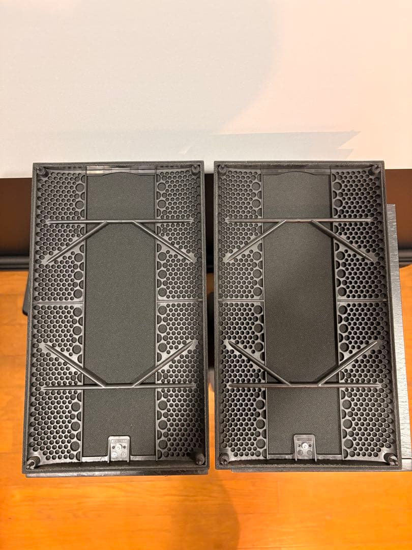 B&W 685 ペア連番・ツイーター良好・音出し確認済