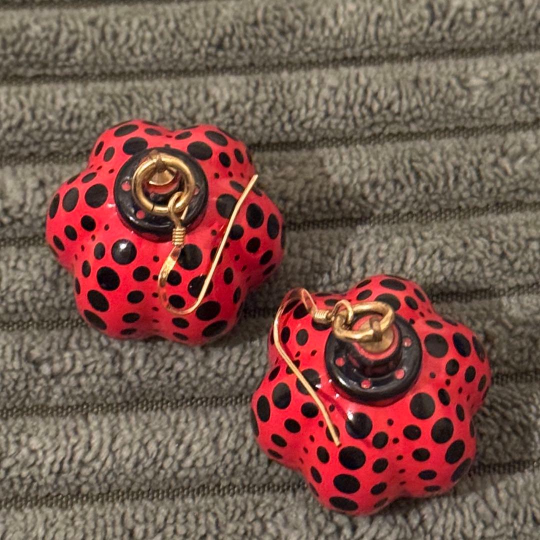 草間彌生　かぼちゃ　ピアス