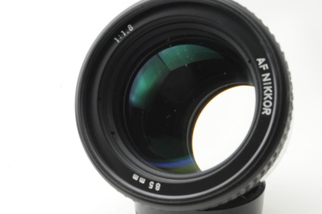 Nikon ニコン AF NIKKOR 85mm F1.8