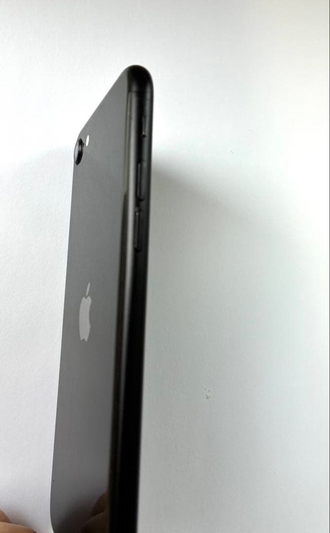 iPhoneSE 第2世代 (iPhoneSE2)本体 64GB SIMフリー