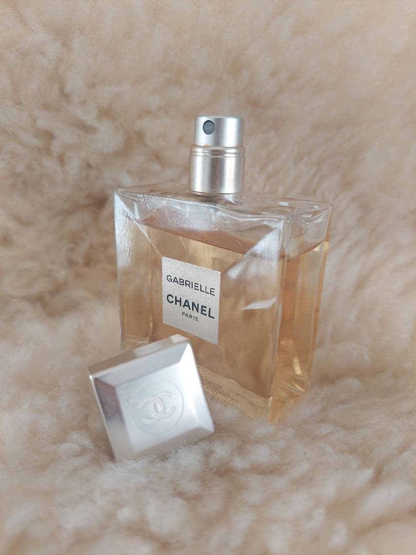 【正規品】CHANEL ガブリエル 50ml 香水　シャネル紙袋付き