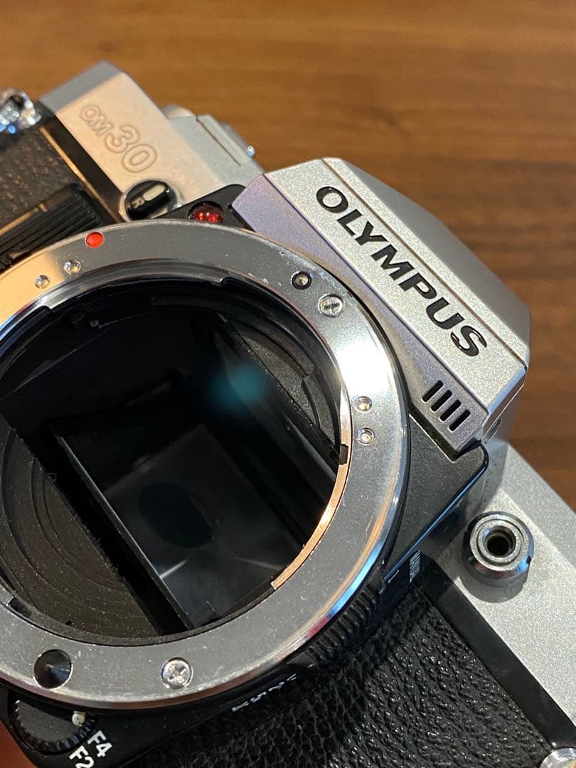 OLYMPUS OM-30 フィルム一眼レフ　コシナ　35-70 マクロレンズ付