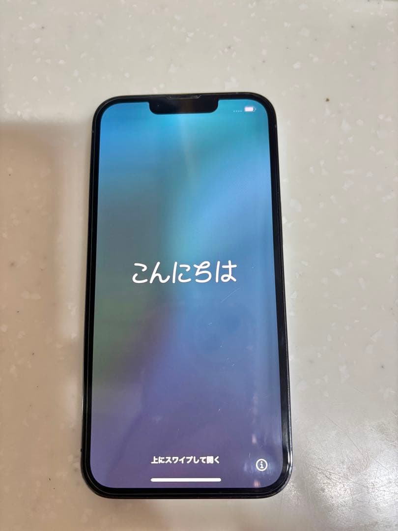 Apple iPhone 13 Pro 本体　ブルー