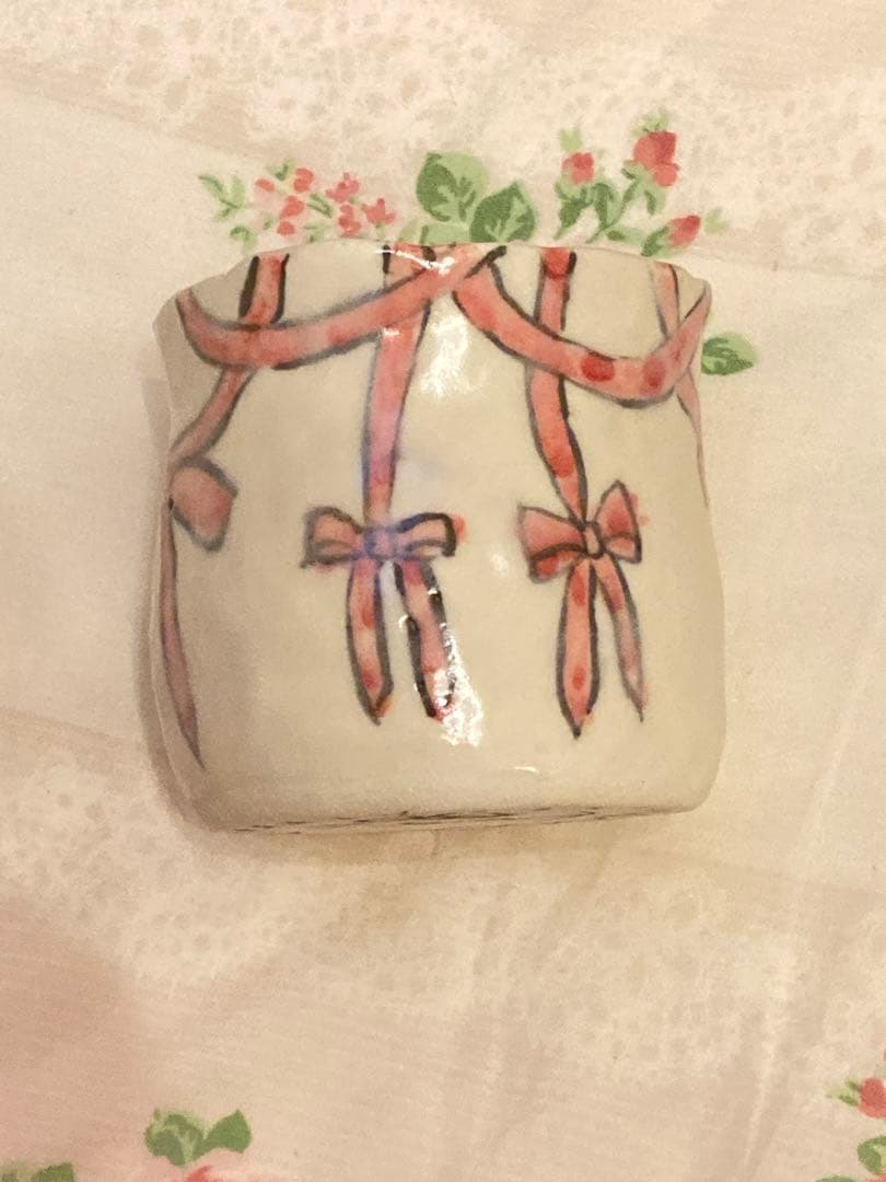 手描きリボン模様の陶器茶碗湯飲みお湯のみコップペン立て