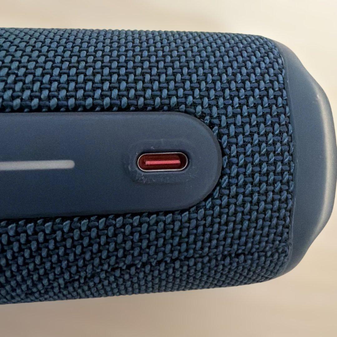 JBLFlip 6ブルーBluetoothスピーカー IP67防水 12時間再生