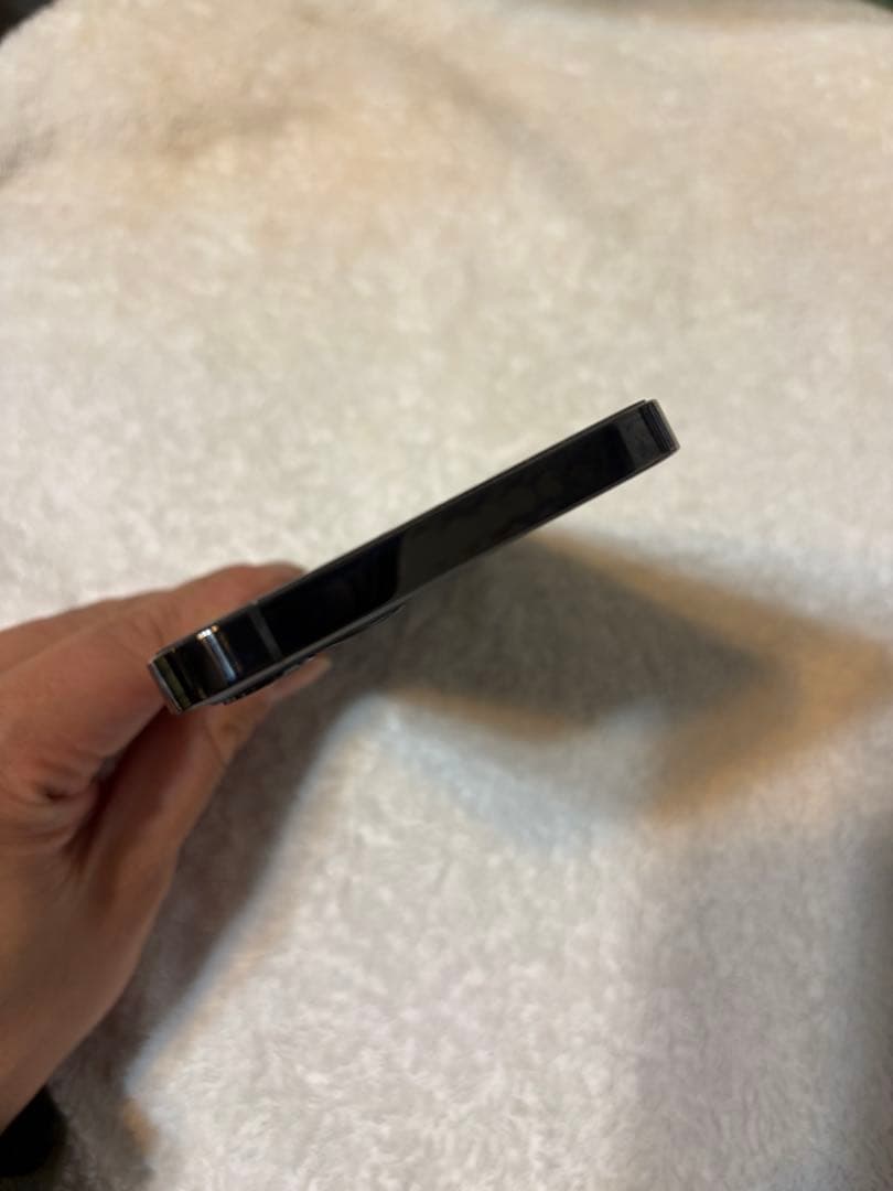 美品不具合無しApple iPhone12 Pro グラファイトバッテリー68%