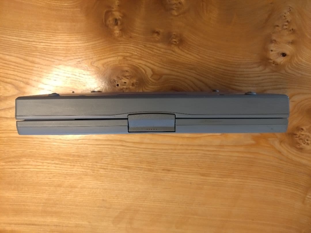 NEC　PC-9801 note NS/L ジャンク