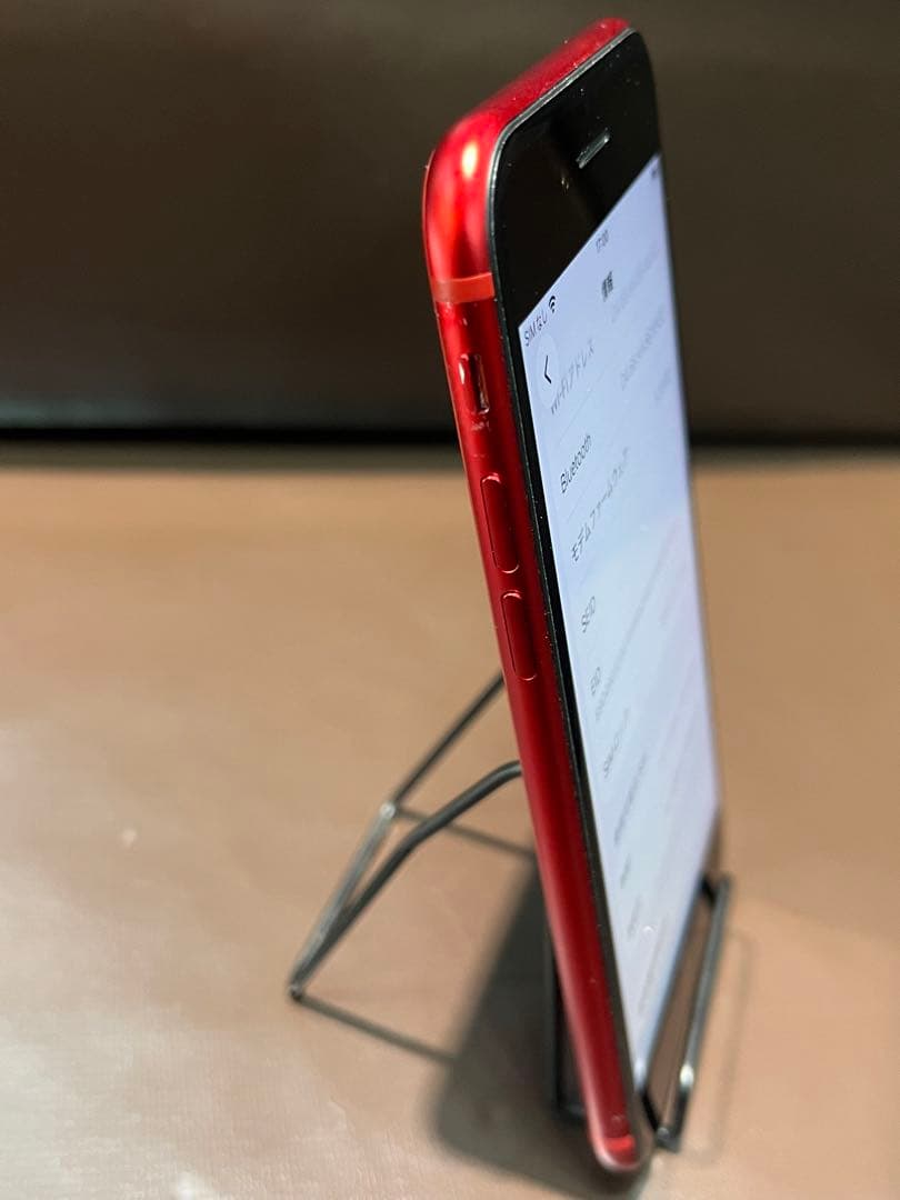 美品バッテリー100%　iPhone SE (第3世代) レッド 64 GB
