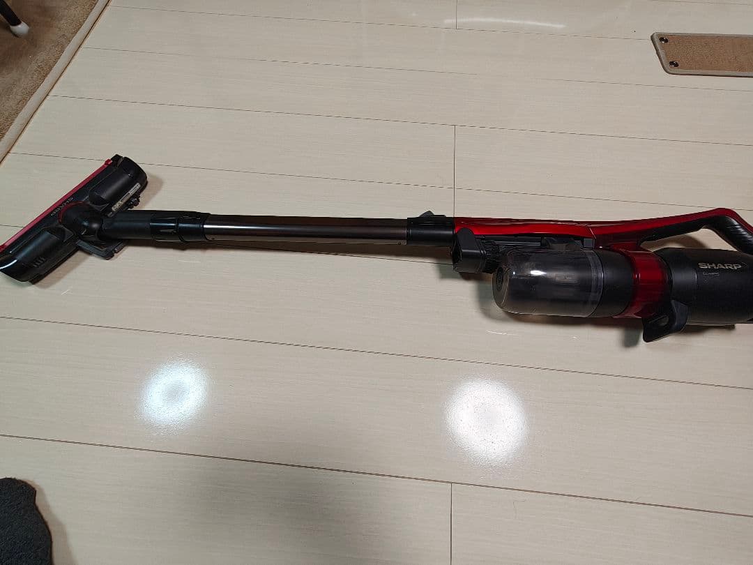 SHARP シャープ コードレススティック掃除機 EC-SR3S レッド