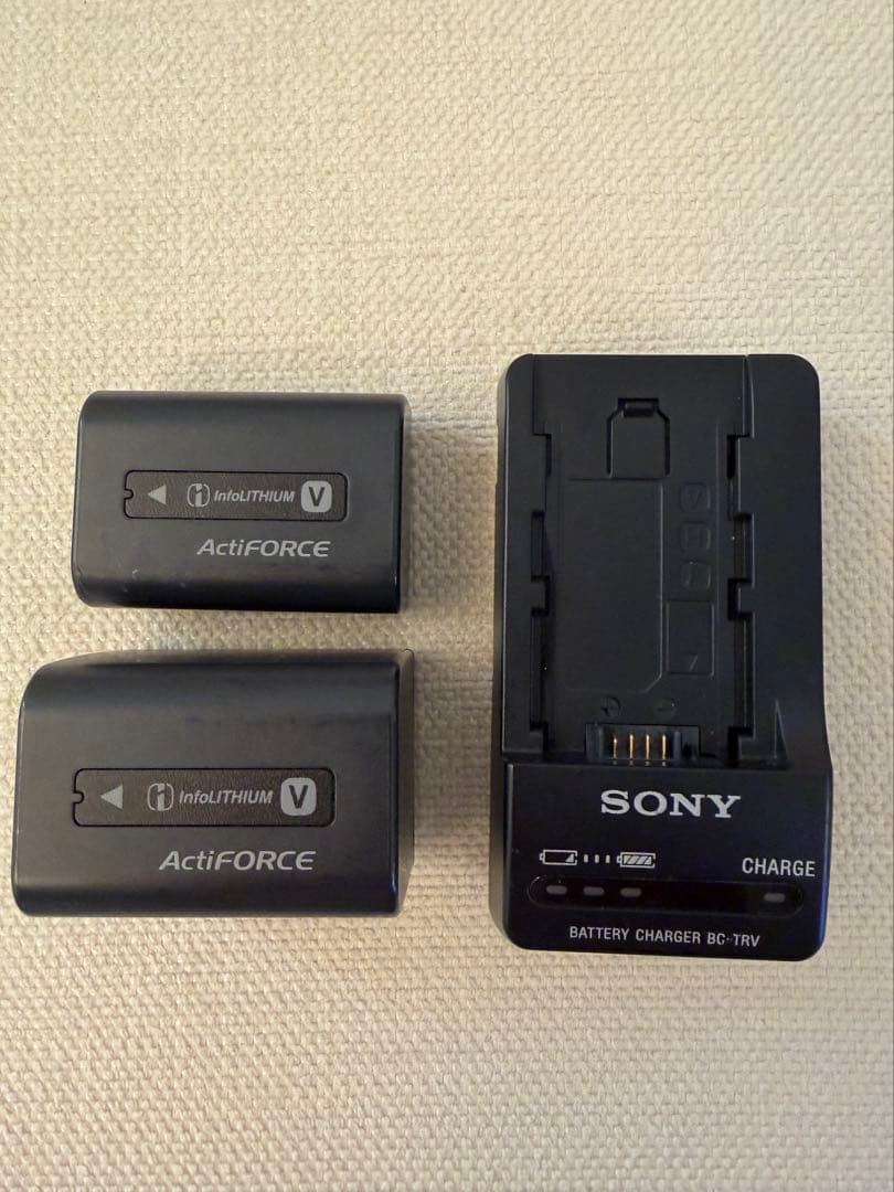 大容量バッテリー付き！SONY HDR-PJ790V ビデオカメラ