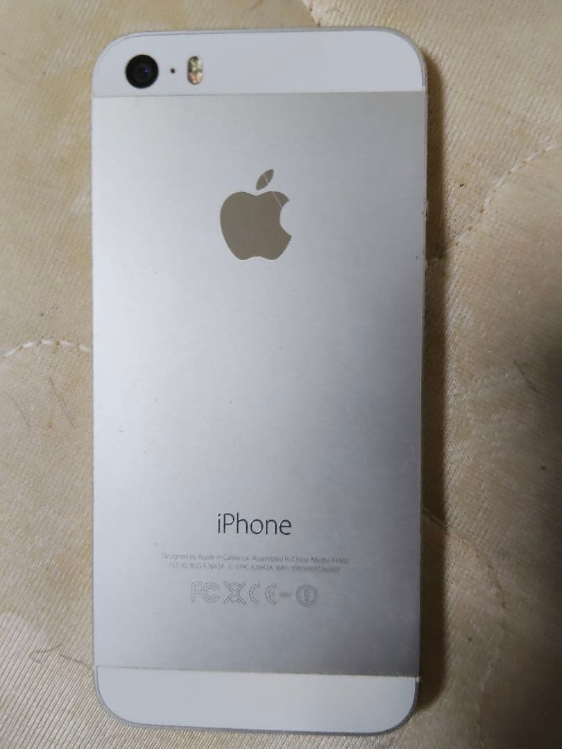 W*a様 iPhone5s/32GB/シルバー/本体