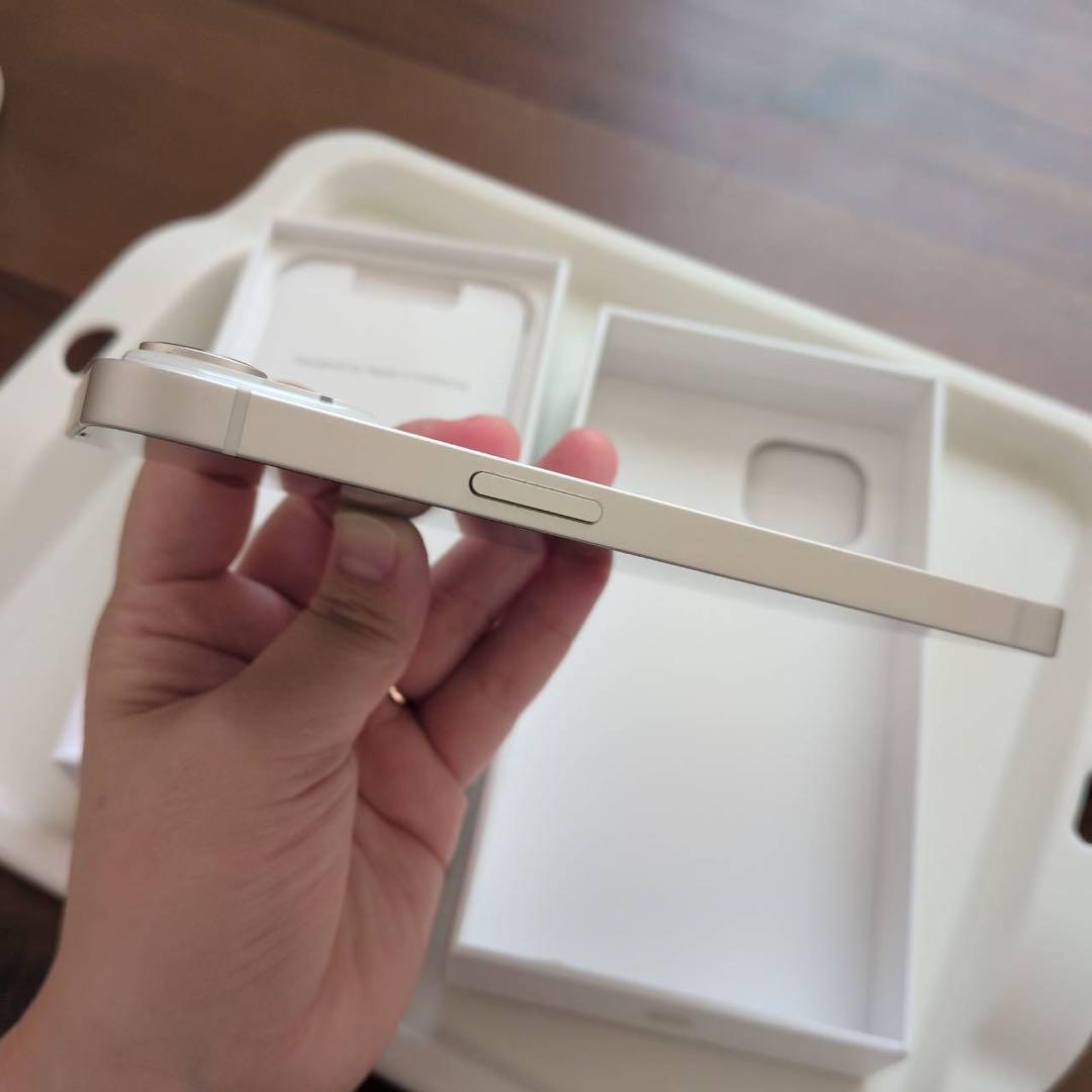 iPhone14 128GB スターライト