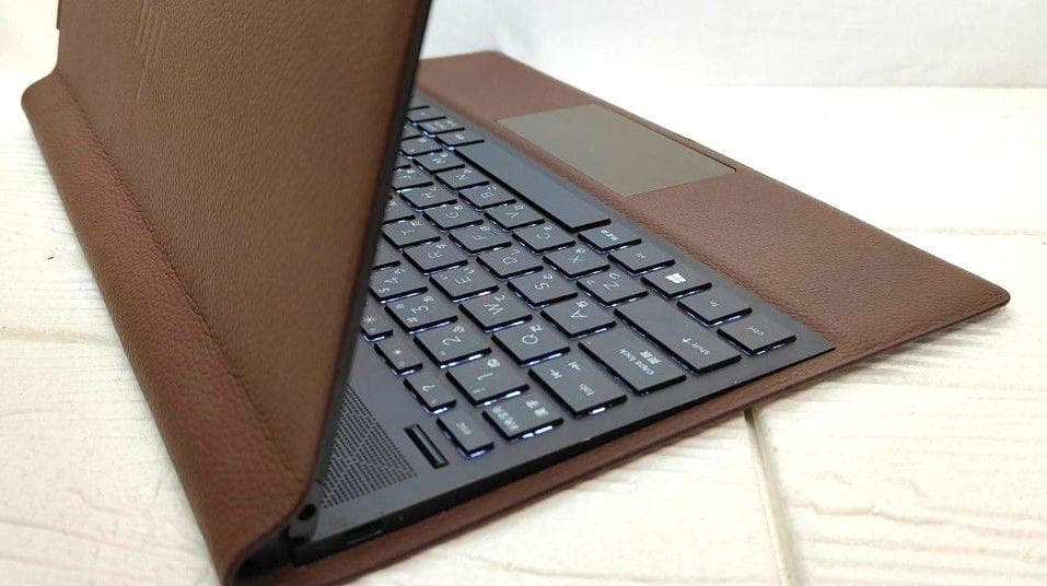HP Spector　Folio 13　レザー　ノート　パソコン　i7