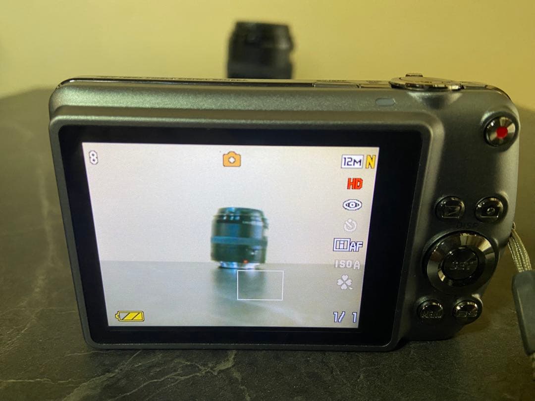 美品 CASIO EXILIM EX-Z330 コンパクトデジタルカメラ