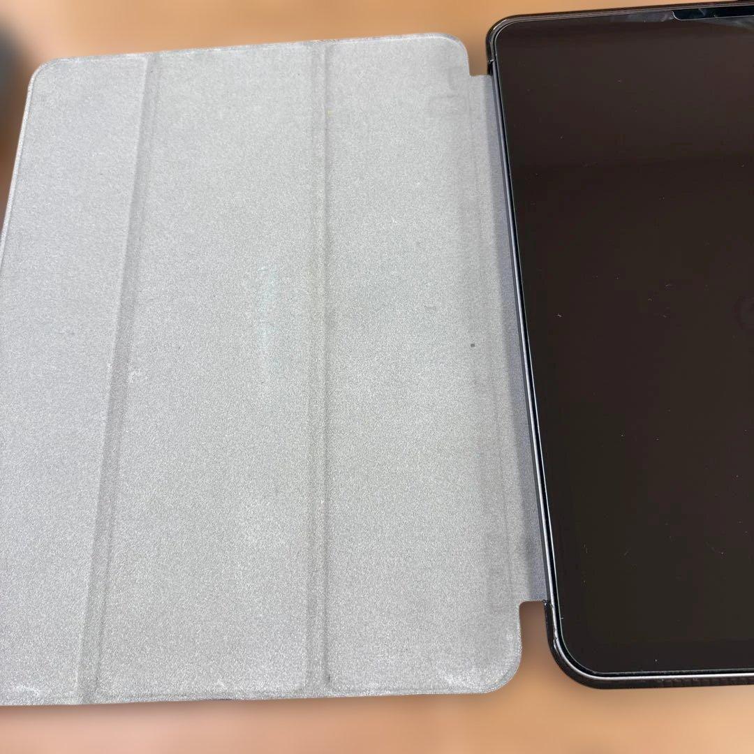 iPad Air 第4世代　ケース•ガラスフィルム付き