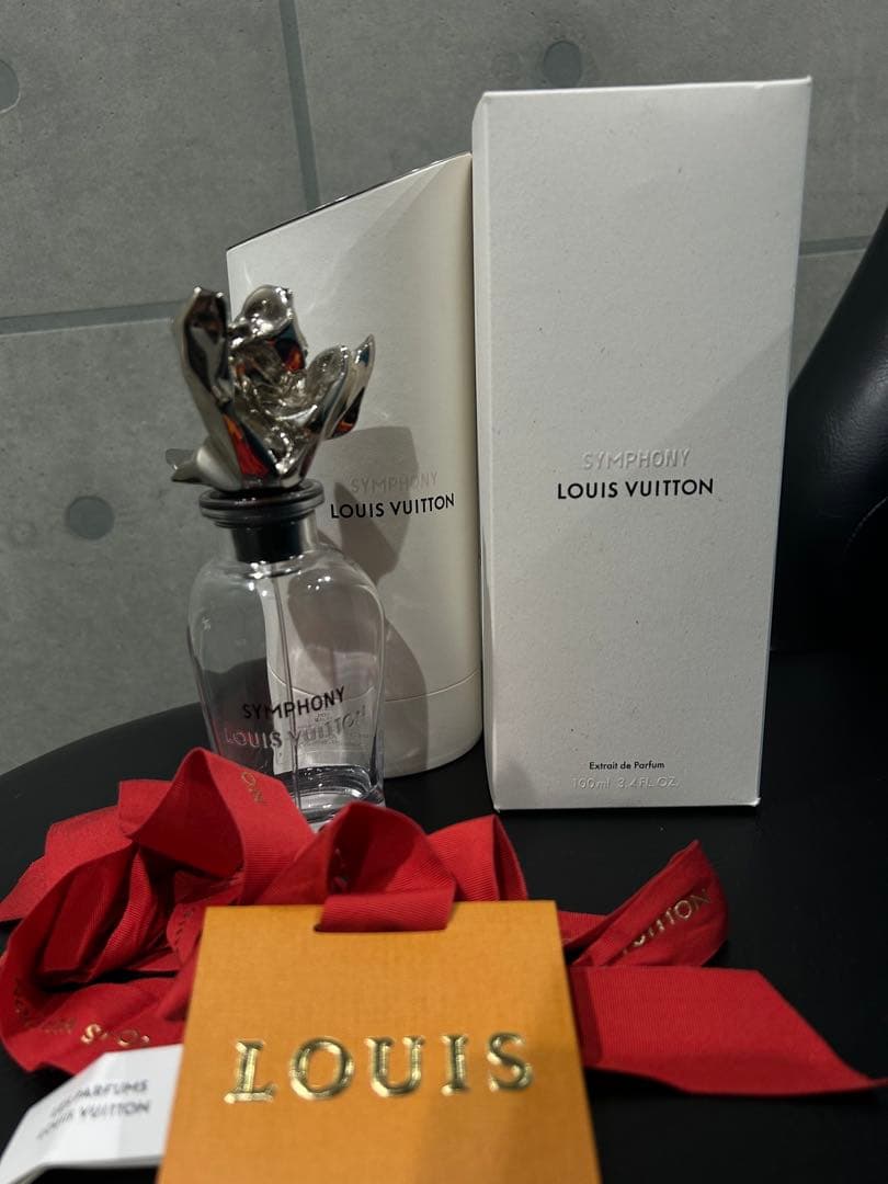 LOUIS VUITTON SYMPHONY 香水　残量1/6