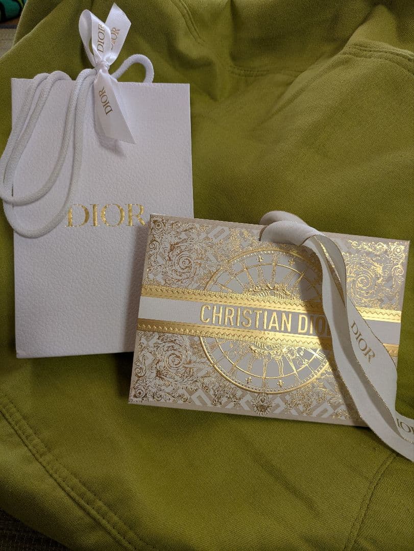 新品Dior リップグロウバター 101 ＋バックステージフェイスグロウ004
