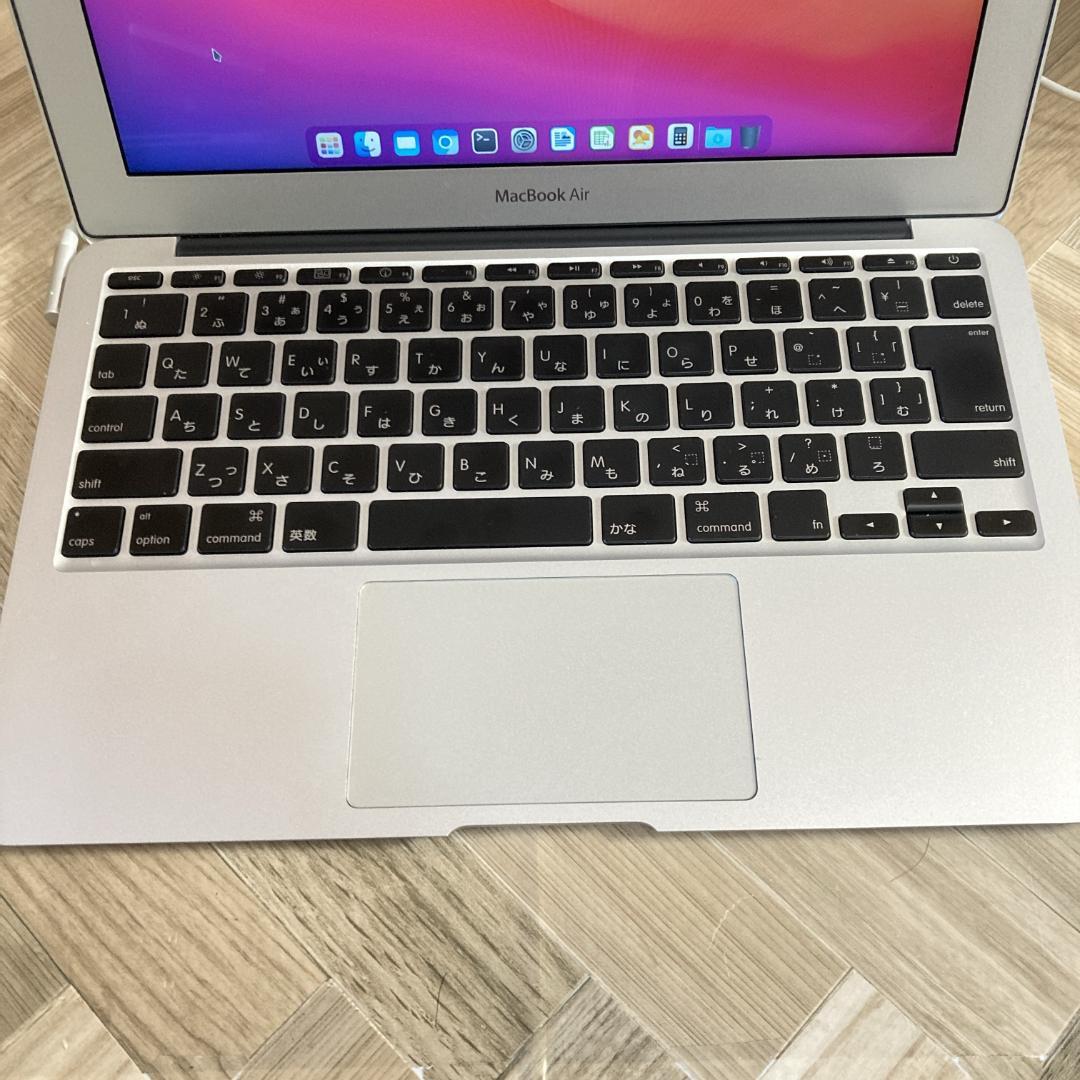 【Apple】MacBook air 2010 OS:Linux Q4OS