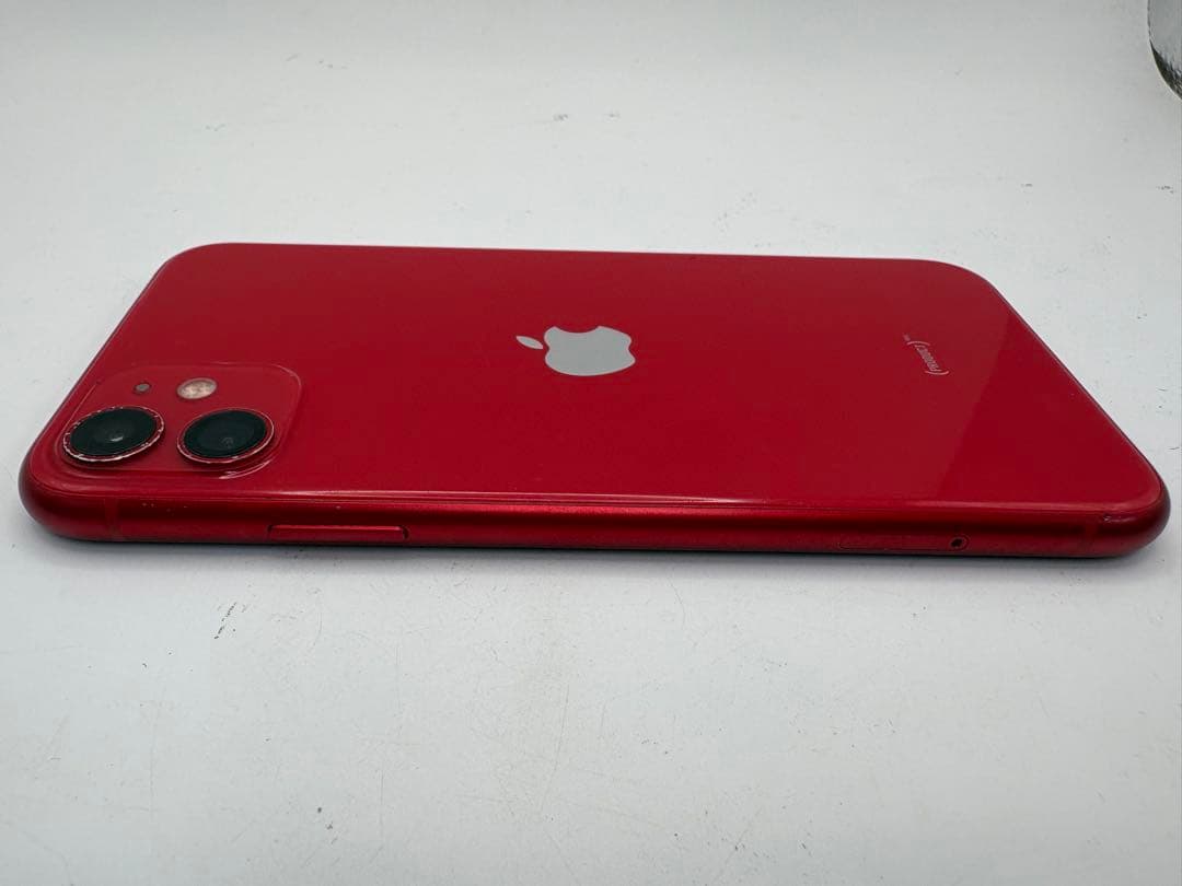 iPhone11 128GB レッド　バッテリー残量…82%
