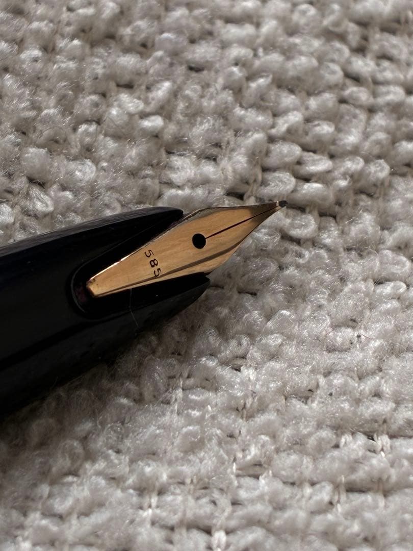 ◾️MONTBLANC モンブラン万年筆 ◾️N o.32◾️吸入式◾️ペン先14K◾️