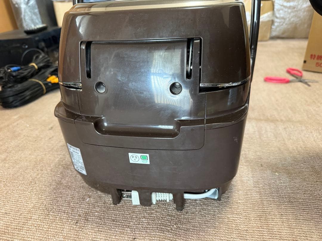 Zojirushi IH炊飯器 NP-YA18