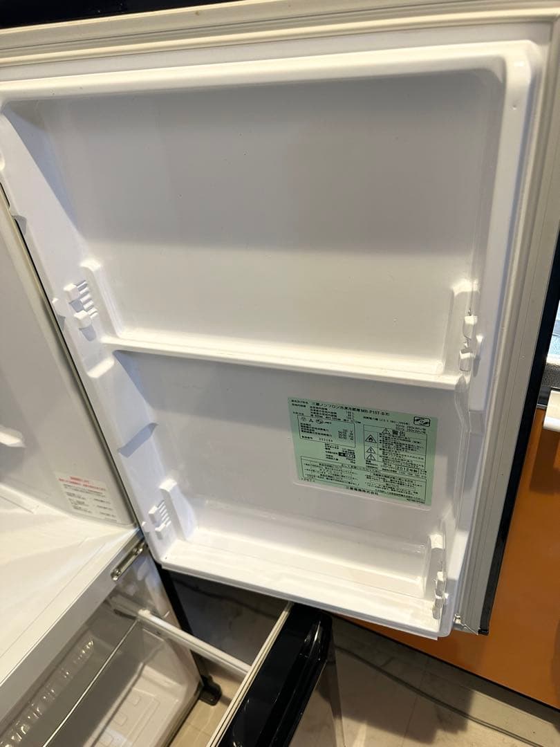 【送料・設置無料】三菱146L 冷蔵庫　MR-P15T-B