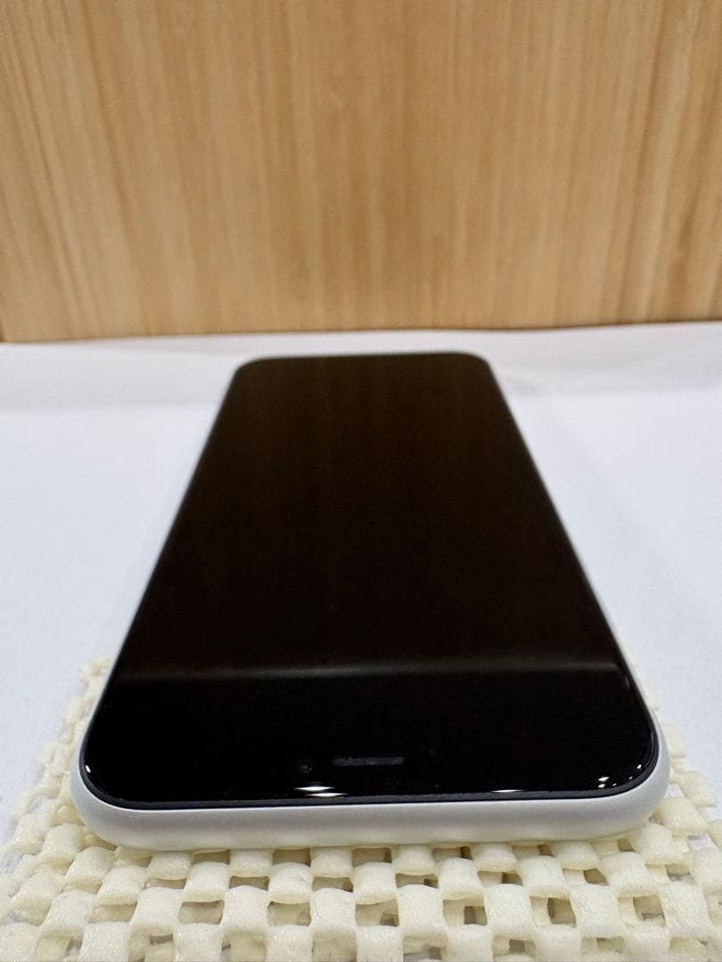 iPhone XR 128GB ホワイト SIMフリー 美品 バッテリー80%