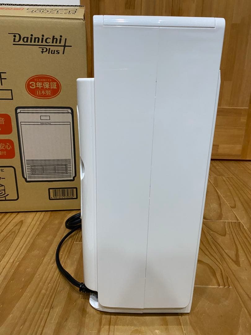 美品 ダイニチ プラス セラミックファンヒーター 暖房 ホワイト 19800円